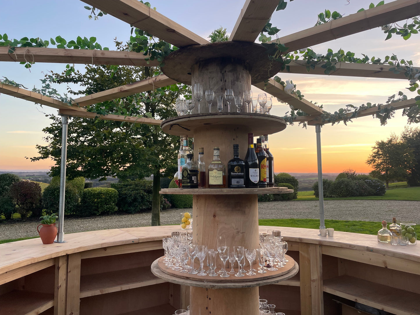 The Refined Octagonal Bar